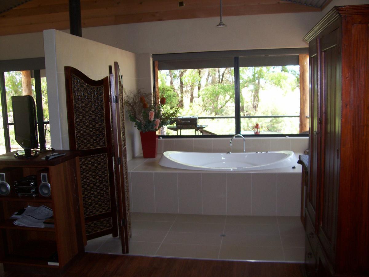 Silversprings Spa Retreat Pet Friendly Cottages And Glampings Metricup Екстер'єр фото