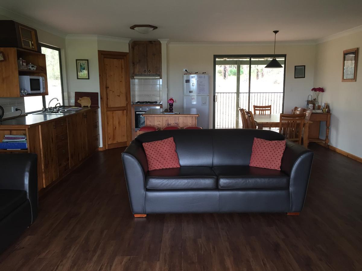 Silversprings Spa Retreat Pet Friendly Cottages And Glampings Metricup Екстер'єр фото